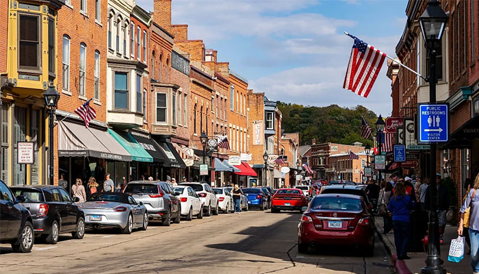 9 Hidden American Towns That Look Like They're From Another Century