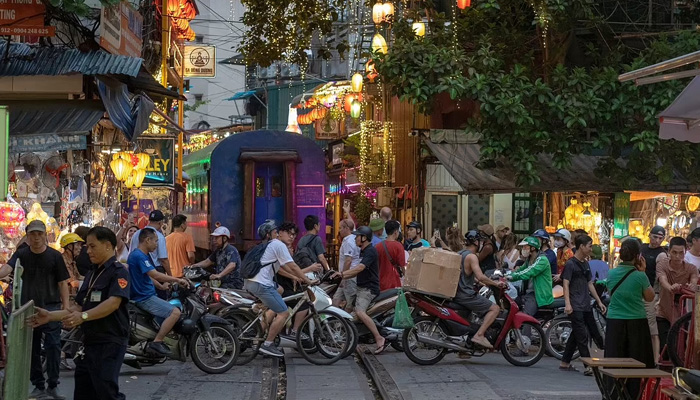 Places People Visit at the Wrong Time of Day